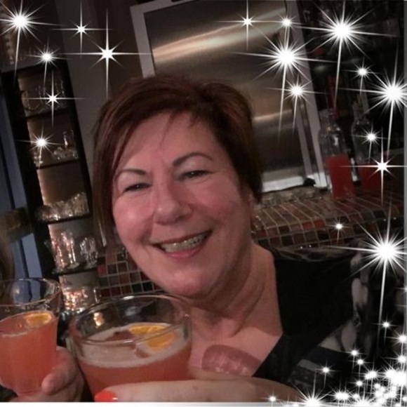 Meet your Posher, Danielle - Picture 1 of 1